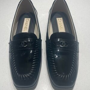 Chanel moccasins size 39